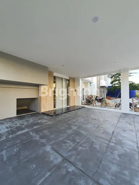 image RUMAH CLUSTER CATALYA ISTIMEWA 3 LANTAI DIBAWAH 4 M DI BSD (2)