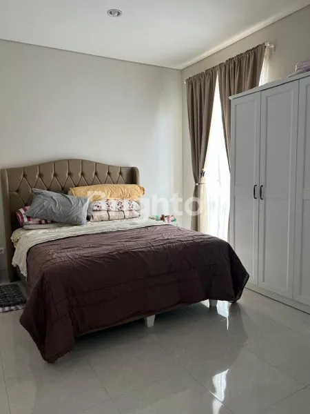image RUMAH ASRI SIAP HUNI DI PARAMOUNT PETALS TANGERANG (3)
