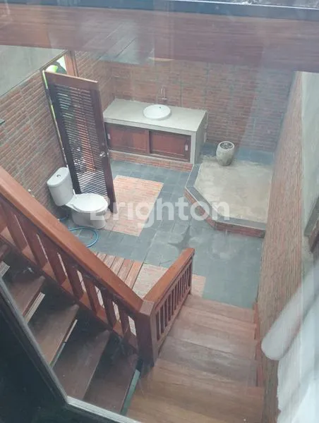 image VILLA CANTIK DAN ASRI PANTAI MENGENING CEMAGI (3)