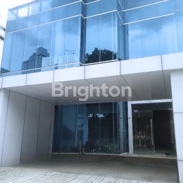 GEDUNG BARU DI AREA THAMRIN, JAKARTA PUSAT