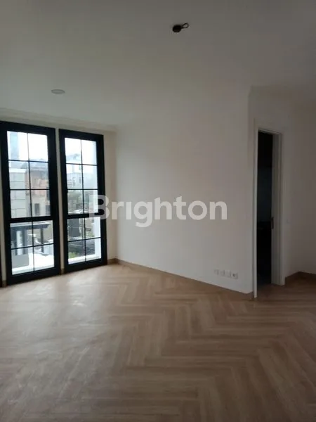 image RUMAH MEWAH SIAP HUNI BANYAK FASILITAS LOKASI STRATEGIS DI DUREN SAWIT JAKARTA TIMUR (5)