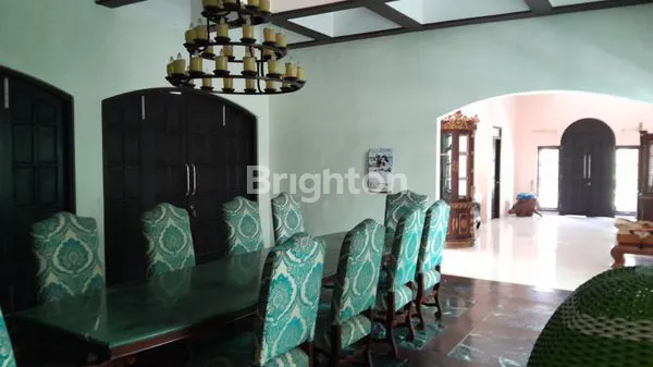 image RUMAH MEWAH BUDURAN SIDOARJO (2)