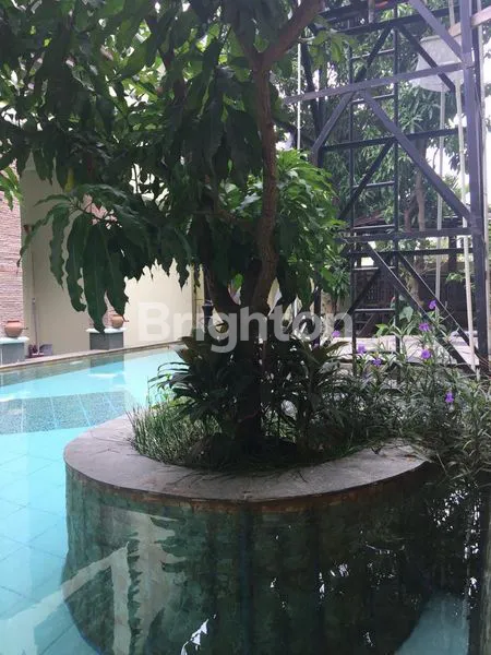 image RUMAH MEWAH BUDURAN SIDOARJO (8)