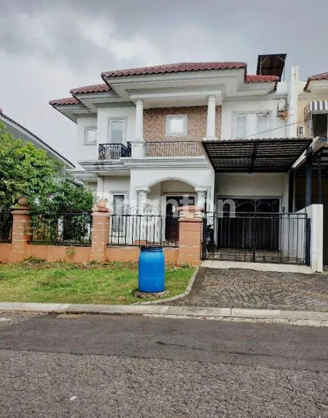 RUMAH 2 LANTAI SEMI FURNISHED DI SECOND BOULEVARD LEGENDA WISATA YANG NYAMAN DAN ASRI, CIBUBUR, GUNUNG PUTRI, BOGOR, JAWA BARAT