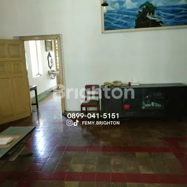 image DIJUAL RUMAH KLASIK LOKASI STRATEGIS MADIUN KOTA (3)