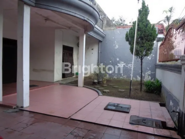 image FOR SALE - KETINTANG MADYA (LB) RUMAH PLUS KOS AKTIF STRATEGIS  (5)