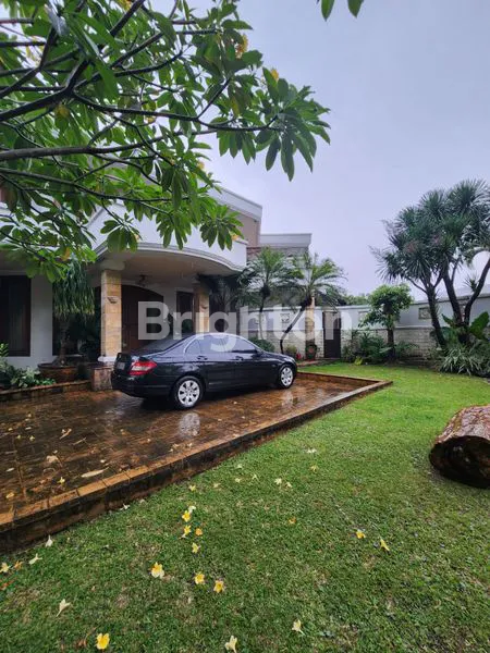 image DIJUAL RUMAH SIAP HUNI DI PONDOK INDAH JAKARTA SELATAN (1)
