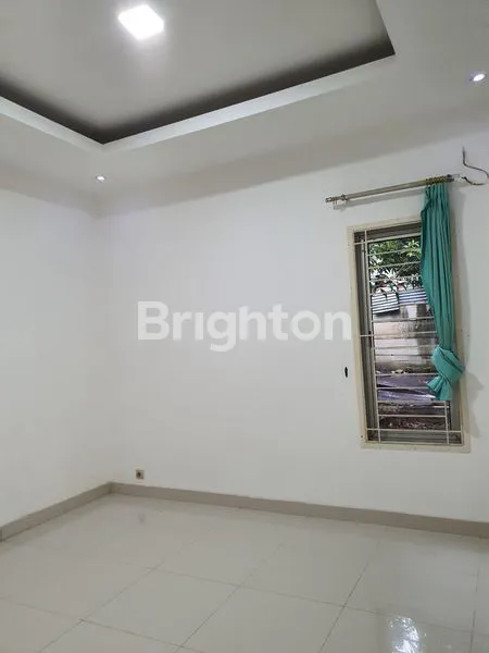 image DISEWA RUMAH SIAP HUNI, RAPI & BERSIH, CITRA 2, JAKARTA BARAT (8)