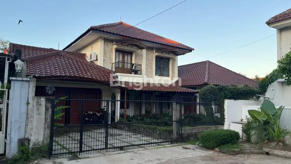 image RUMAH HALAMAN LUAS (1)