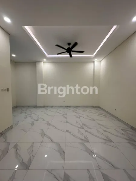 image RUMAH PANTAI MENTARI, KENJERAN, PLOSO, LEBAK, LEBAR 7, 2 LANTAI (4)