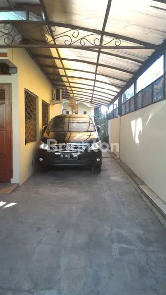 image JUAL RUMAH MEWAH STRATEGIS DI PANCORAN. (2)