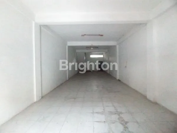 image RUKO 3 LANTAI STRATEGIS DI KOMPLEK TAMAN ANGGREK, NANGKA (6)