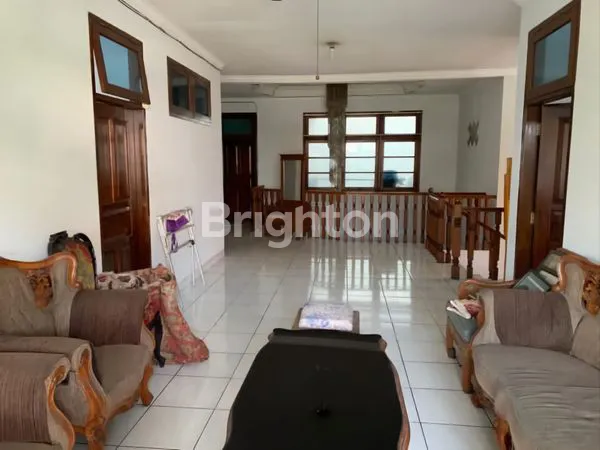 image RUMAH BESAR LUAS TANJUNG DUREN JAKARTA BARAT (4)