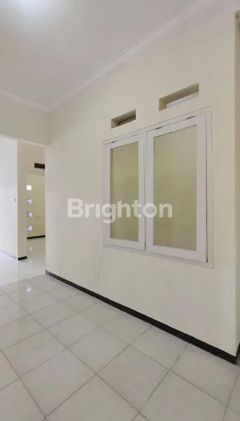 image TURUN HARGA !!! RUMAH 1 LANTAI BAGUS TERMURAH BONUS FURNISH 5 MENIT KE SOEHAT MALANG (3)