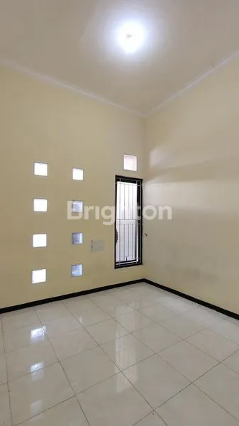 image TURUN HARGA !!! RUMAH 1 LANTAI BAGUS TERMURAH BONUS FURNISH 5 MENIT KE SOEHAT MALANG (8)