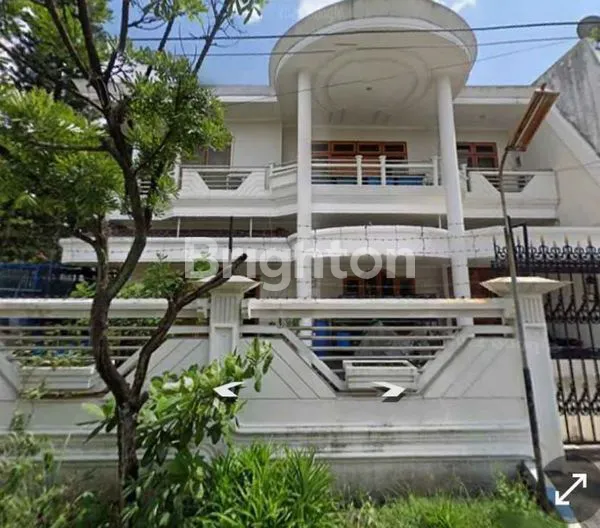 image RUMAH DARMO PERMAI TIMUR POSISI HOOK  (2)