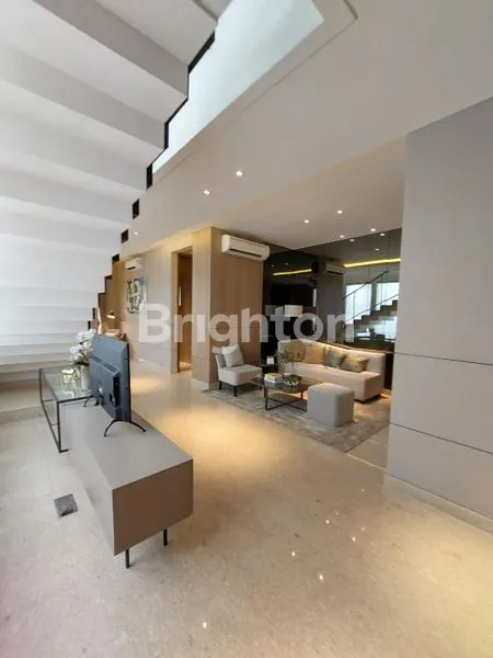 image RUMAH SULTAN LEBAR 10,BSD CITY,SERPONG (2)