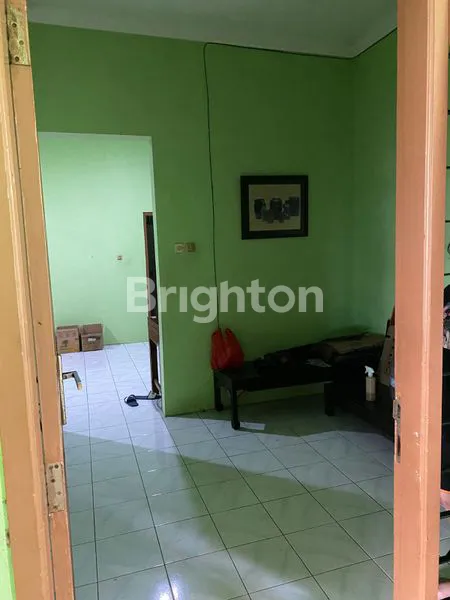 image RUMAH BESERTA 3 KIOSNYA DI CIMANGGIS DEPOK (5)