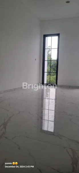 image RUMAH 2 LANTAI BARU GRESS DI KLAMPIS  WISMA MUKTI SURABAYA (3)