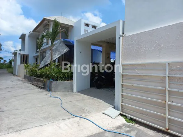 image VILLA 200M DARI PANTAI (1)