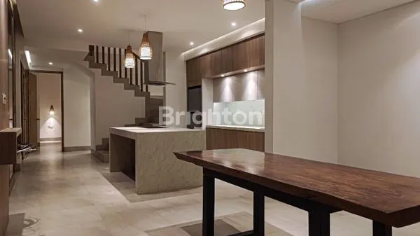 image VILLA 200M DARI PANTAI (8)