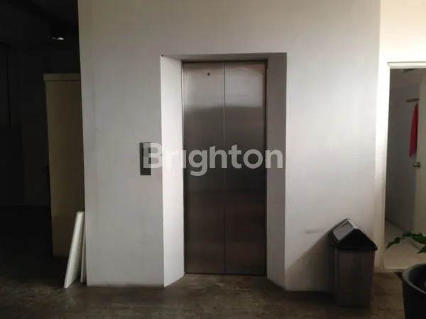 image RUKO SIAP HUNI COCOK UTK KANTOR ADA LIFTNYA DAERAH MABES, JAKARTA BARAT (4)