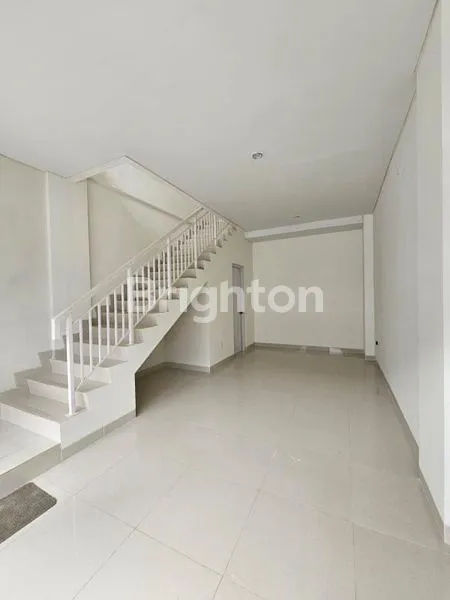 image RUKO 2 LANTAI DI LOKASI STRATEGIS BSD CITY (3)