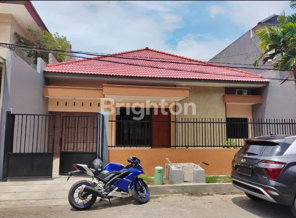 image RUMAH 1 LANTAI FULL RENOV PERUMAHAN  MANYAR TOMPOTIKA, LOKASI STRATEGIS  (1)