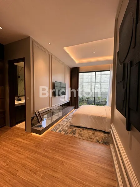 image CLUSTER TRESOR BSD RUMAH MEWAH 3 LANTAI ADA LIFT, LANTAI MARMER IMPORT (6)