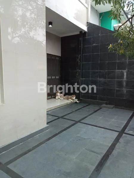 image RUMAH MEWAH CANTIK SIAP HUNI (3)