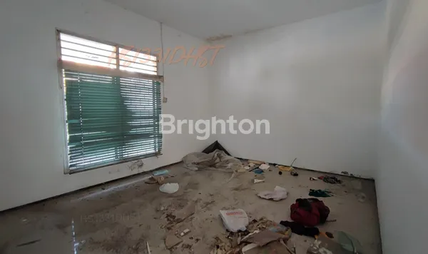 image RUMAH DHARMAHUSADA INDAH HITUNG TANAH SAJA STRATEGIS DEKAT MANYAR KERTOARJO GM (6)