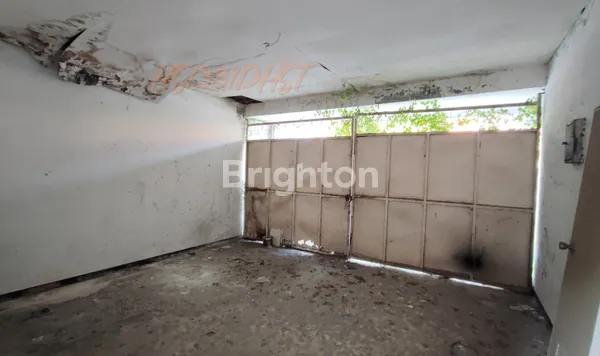 image RUMAH DHARMAHUSADA INDAH HITUNG TANAH SAJA STRATEGIS DEKAT MANYAR KERTOARJO GM (7)