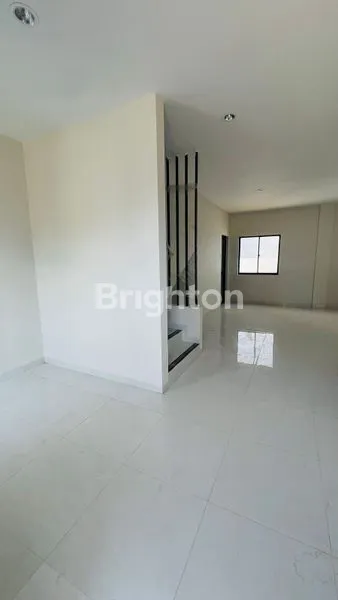 image RUMAH BATAM CENTER 2 LANTAI HANYA 1M AN SAJA (5)