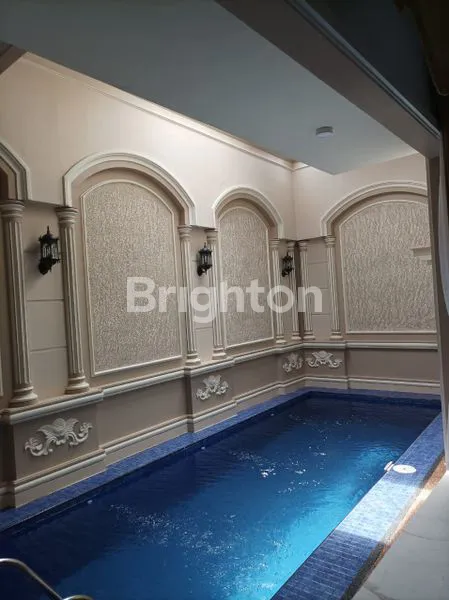 image RUMAH MEWAH 2 LANTAI DI CLUSTER EKSKLUSIF DALAM RING ROAD JOGJA (4)