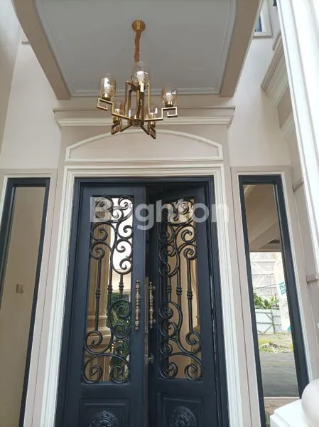 image RUMAH MEWAH 2 LANTAI DI CLUSTER EKSKLUSIF DALAM RING ROAD JOGJA (3)