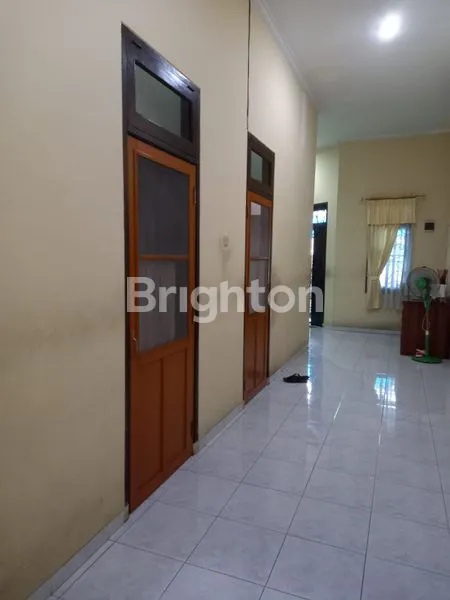 image RUMAH SIAP HUNI 2.5 LANTAI DI PENJARINGAN (2)