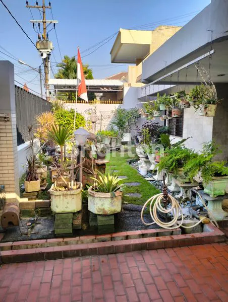 image MANYAR KERTOARJO DEKAT GALAXY MALL (7)