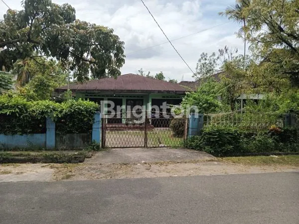 image DIJUAL RUMAH, PEKARANGAN LUAS DAN ASRI DI SETIA BUDI (1)