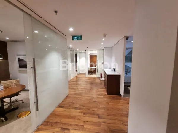 image DIJUAL CEPAT KANTOR 3LT DI KELAPA GADING, JAKARTA UTARA (5)