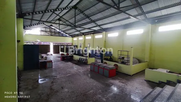 image GUDANG STRATEGIS 908M² SHM DI PARON, KAB KEDIRI (2)
