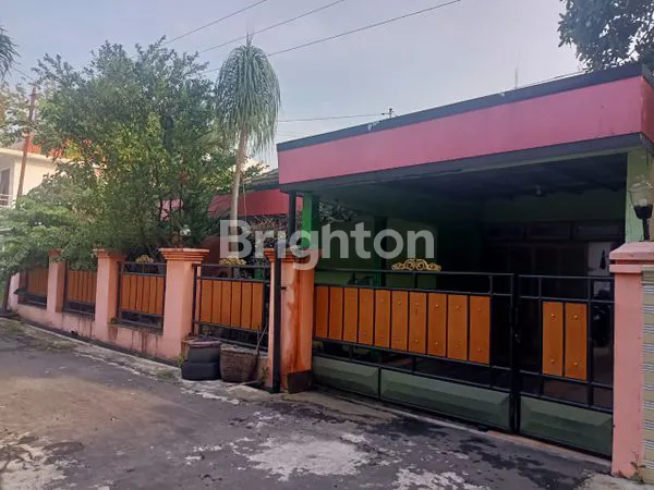 image RUMAH BESAR SIAP HUNI DI JL RAYA KARANGLO DEKAT EXI TOL KOTA MALANG (1)