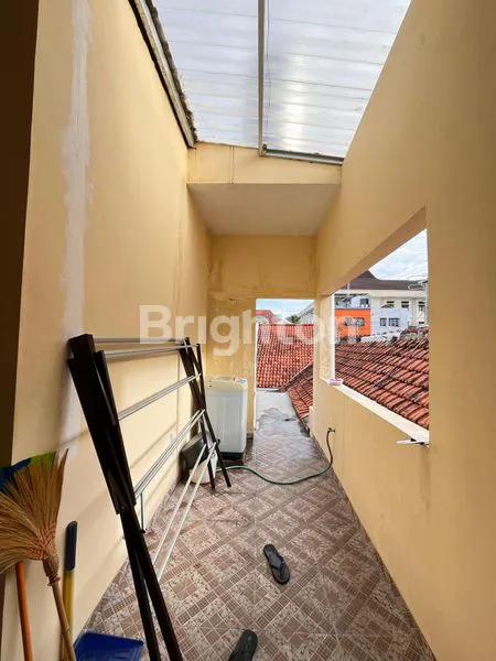 image RUMAH CANTIK 2 LANTAI SIAP HUNI TENGAH KOTA  SOLO, KAMPUNG BARU, SURAKARTA (6)