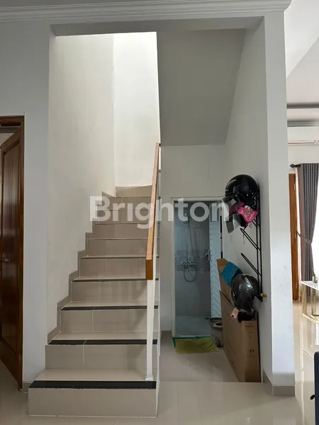 image RUMAH 2 LANTAI FULL FURNISHED  DI PERUMAHAN GRAND WIPASENA SIDOARUM (3)