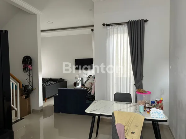 image RUMAH 2 LANTAI FULL FURNISHED  DI PERUMAHAN GRAND WIPASENA SIDOARUM (5)
