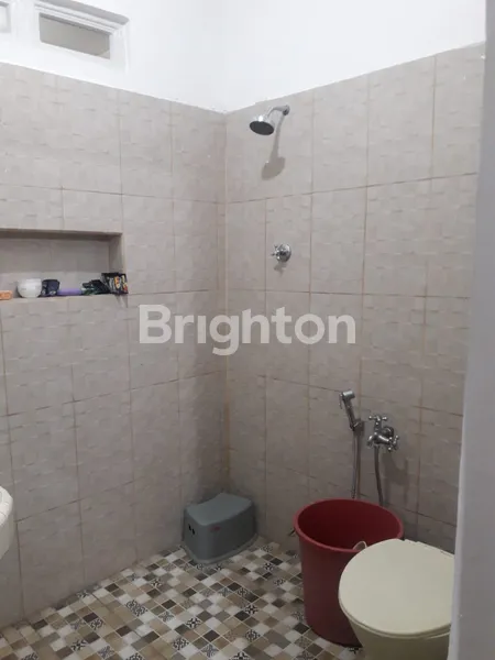 image RUMAH TERAWAT STRATEGIS DUKUH SETRO DEKAT TENGAH KOTA SBY MERR KENJERAN KEDUNG COWEK UNAIR C KAZA MALL  (6)