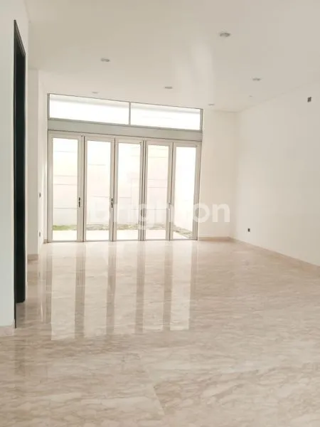 image RUMAH MEWAH CHOPIN, GOLF ISLAND PIK 10X20 (3)