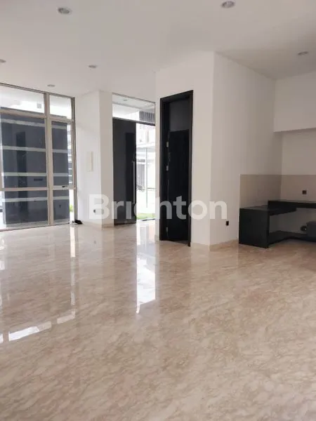 image RUMAH MEWAH CHOPIN, GOLF ISLAND PIK 10X20 (5)