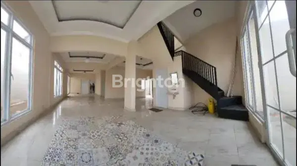 DI SEWAKAN RUMAH KANTOR DI PINGGIR JALAN GUNUNG BATU PASIR MULYA - KOTA BOGOR