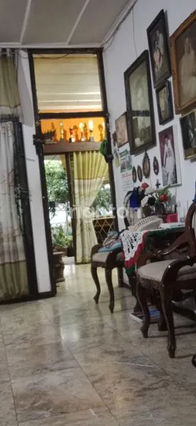 image RUMAH ARTIS LANTAI MARMER HITUNG TANAH DI PRIME SAYAP BUAH BATU  TURANGGA (1)