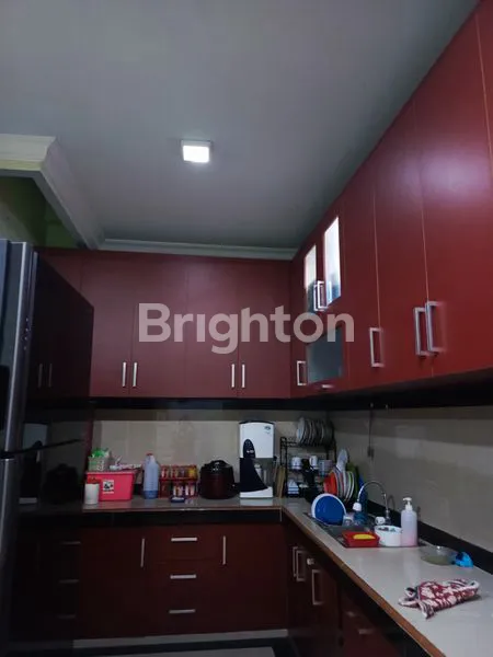 image RUMAH 3 LANTAI SIAP HUNI DEKAT UNIVERSITAS BINUS, JAKARTA BARAT (6)